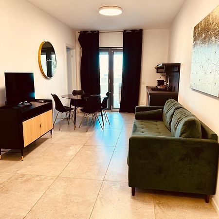 Marisabella Suite Spa 4 Бари Екстериор снимка